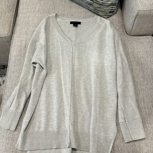 Tahari oversized sweater